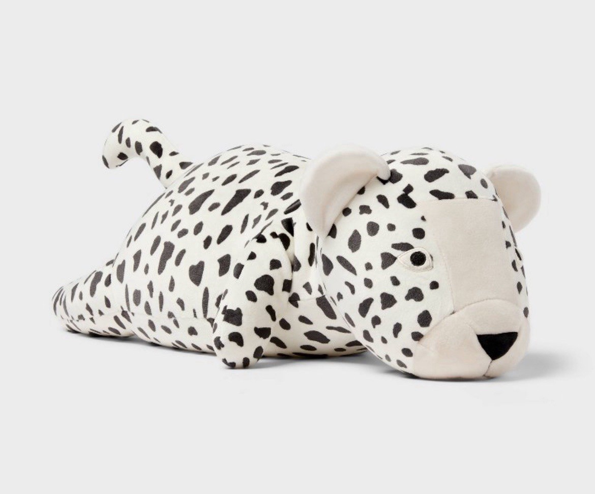 Cheetah Weighted Plush Throw Pillow - Pillowfort NWT RARE Cheetah Weighted Plush Throw Pillow - Pillowfort NWT RARE