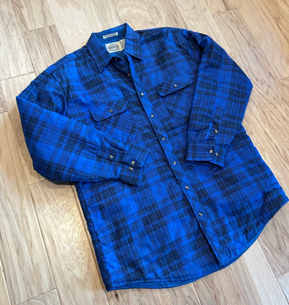 Vintage Early 90s Saucatuck Drygoods Co Quilted Shirt Jacket Blue Plaid XL TALL Vintage Early 90s Saucatuck Drygoods Co Quilted Shirt Jacket Blue Plaid XL TALL