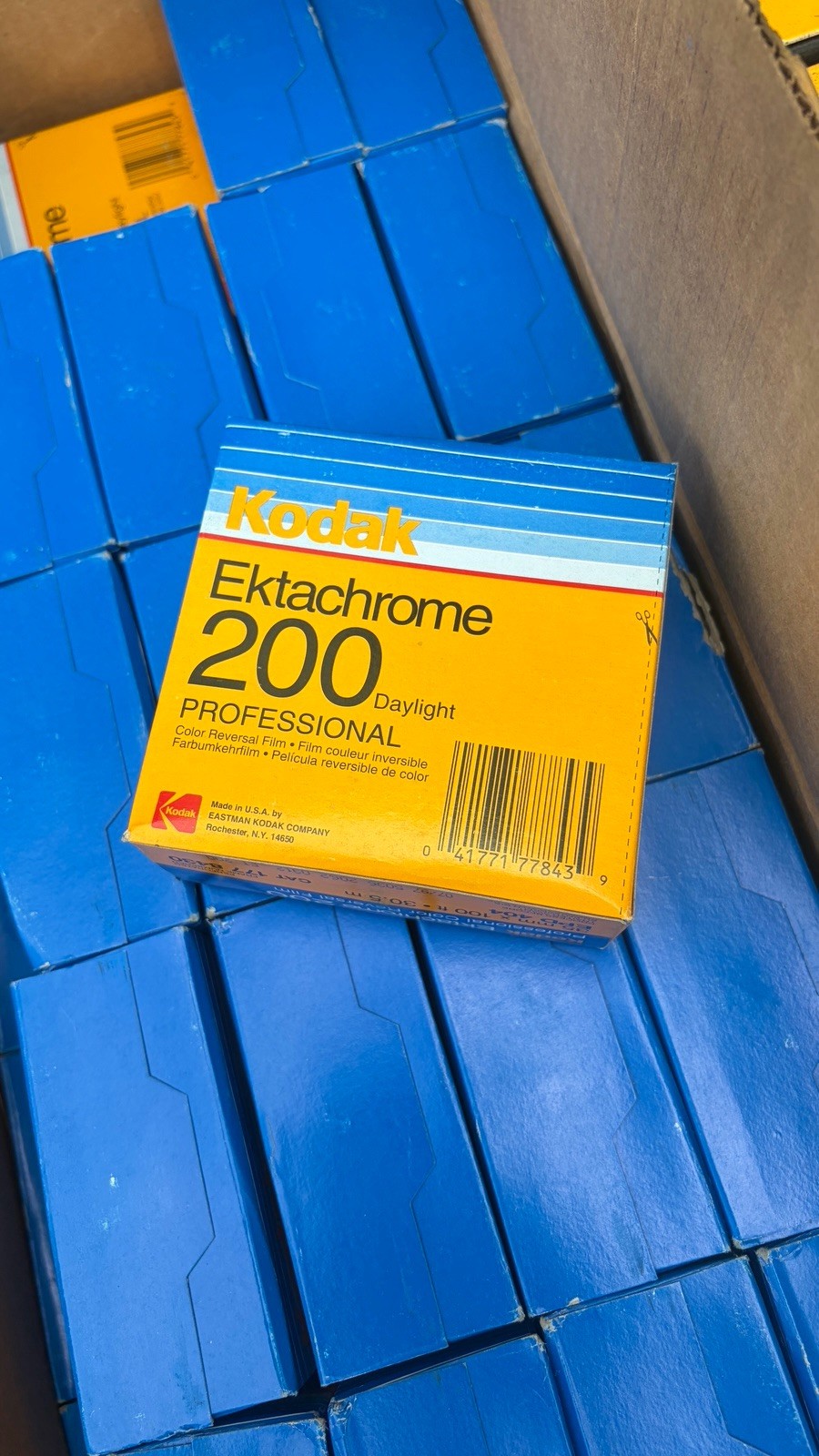Kodak Ektachrome 200 Color Reversal Film 35mm/135 Slide 100ft Bulk Roll