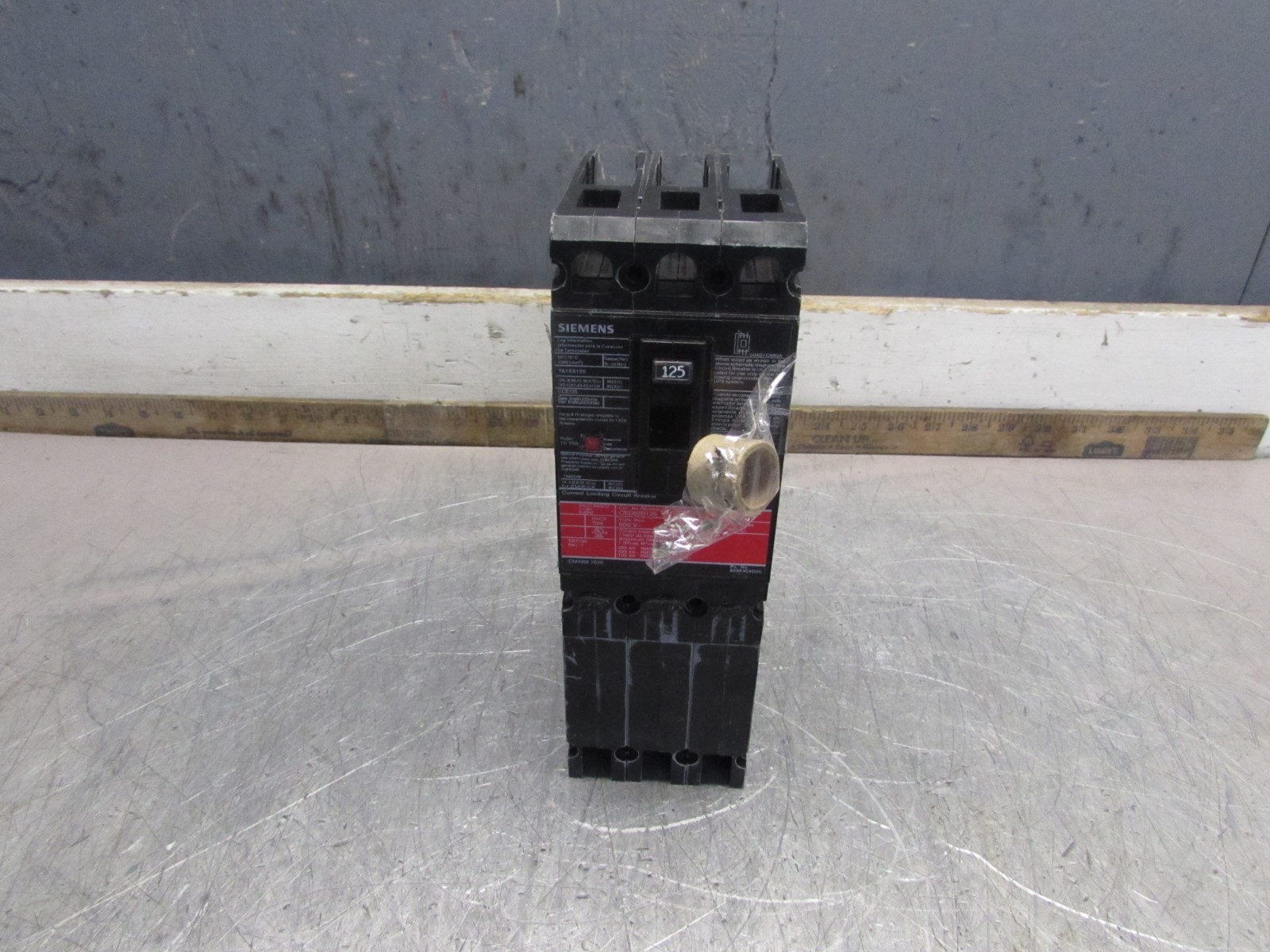 New Siemens CED63B125 , Current Limting Circuit Breaker, 3P /100A /600V, NIB New Siemens CED63B125 , Current Limting Circuit Breaker, 3P /100A /600V, NIB