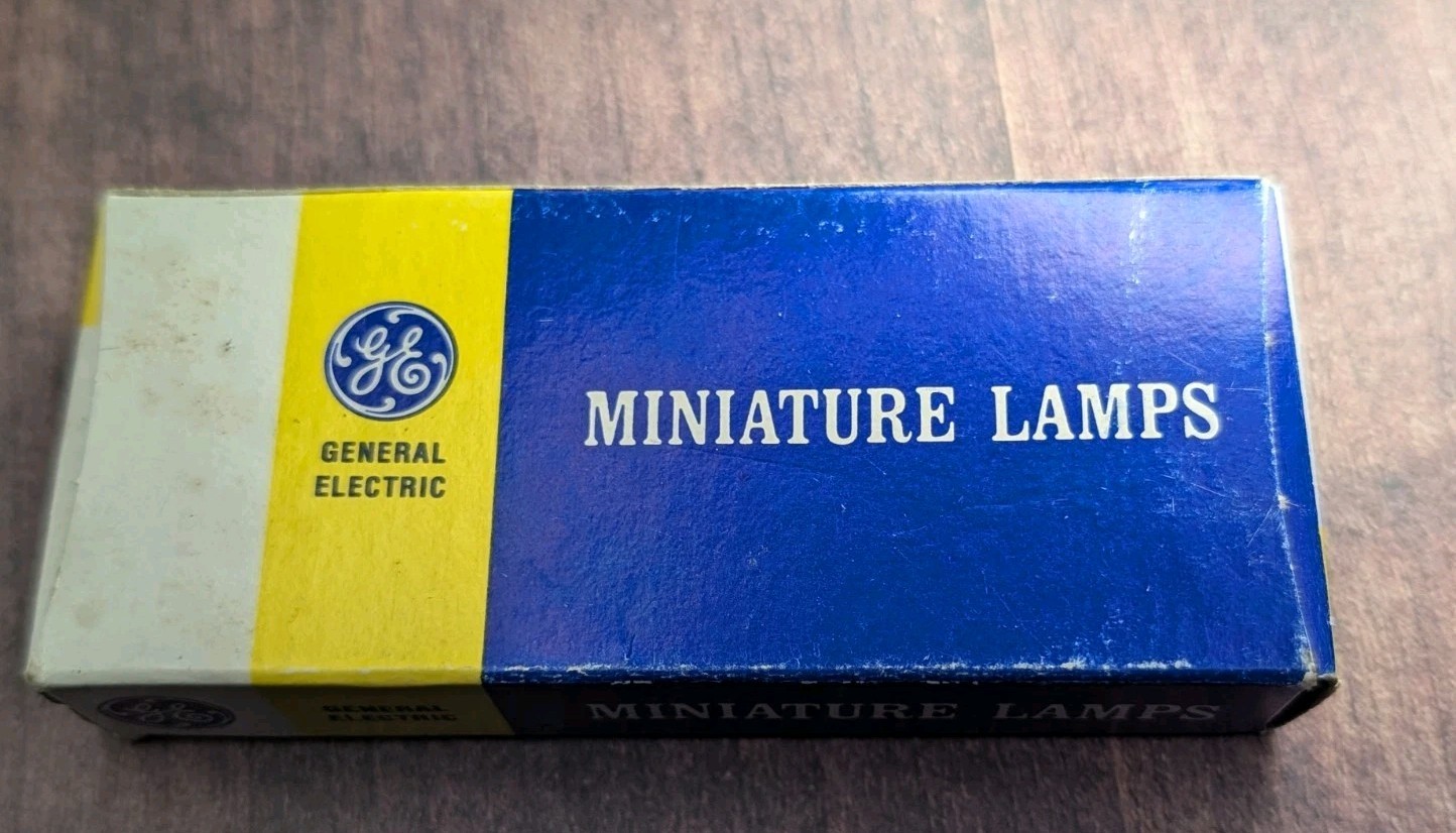 Vintage GE PR6 Miniature Lamps Light Bulbs 9 Pack Card NOS Flashlight Torch...