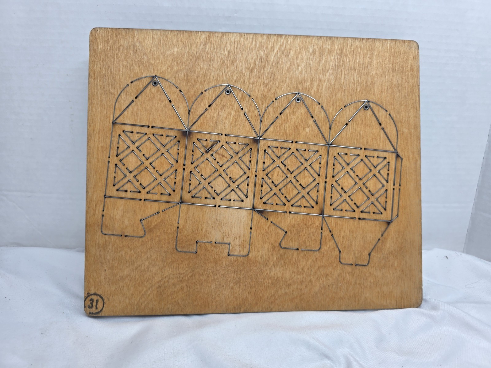 Accucut Box-lattern Crease JumboBX130CJ ($215) Accucut Box-lattern Crease JumboBX130CJ ($215)