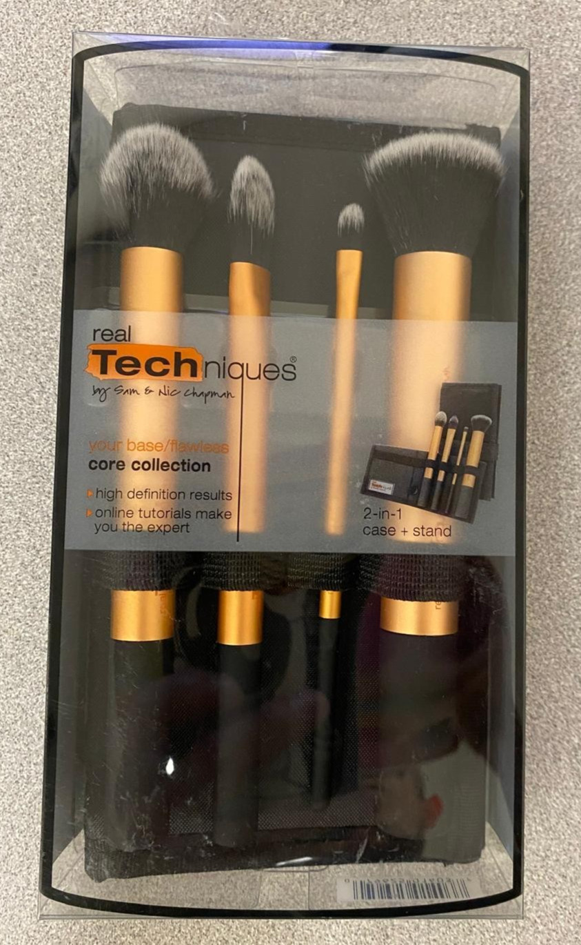 1 PACK REAL TECHNIQUES BASE CORE COLLECTION #1403 - 4 BRUSHES PERFECT PACKAGE