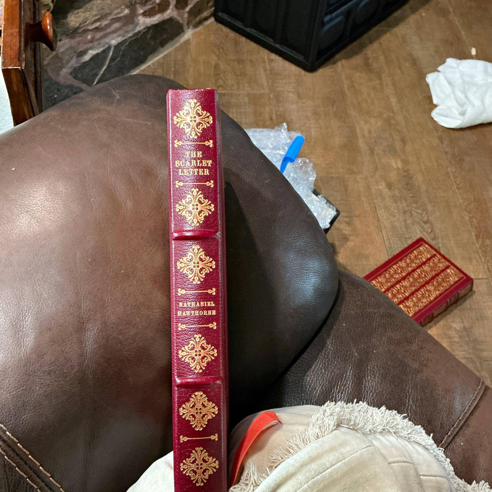 The Franklin Library The Scarlet Letter HC Illustrated Chris Duke Hawthorne 1979 The Franklin Library The Scarlet Letter HC Illustrated Chris Duke Hawthorne 1979