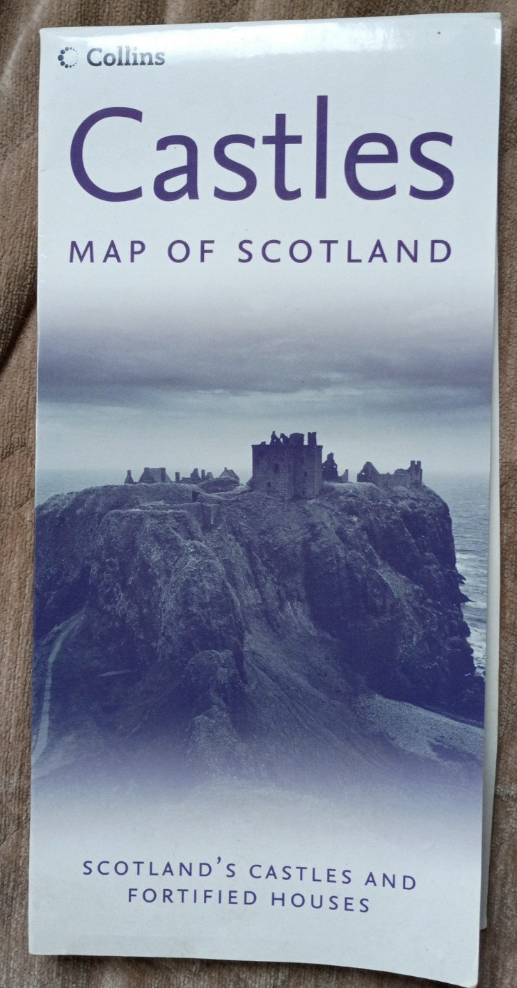 COLLINS Castles Map of Scotland: Scotland\'s Castles and Fortified Houses COLLINS Castles Map of Scotland: Scotland\'s Castles and Fortified Houses