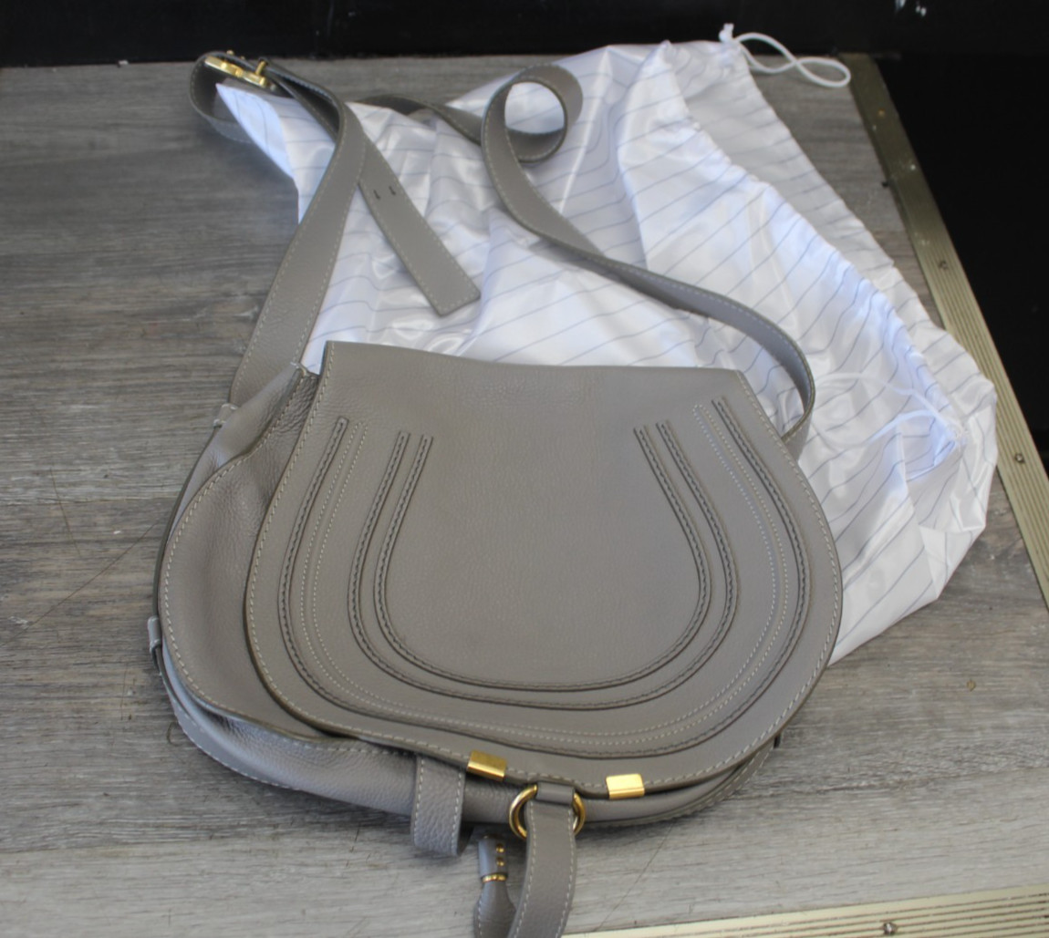 Chloe Marcie Saddle Bag Leather Medium Crossbody Purse - Gray - Excellent