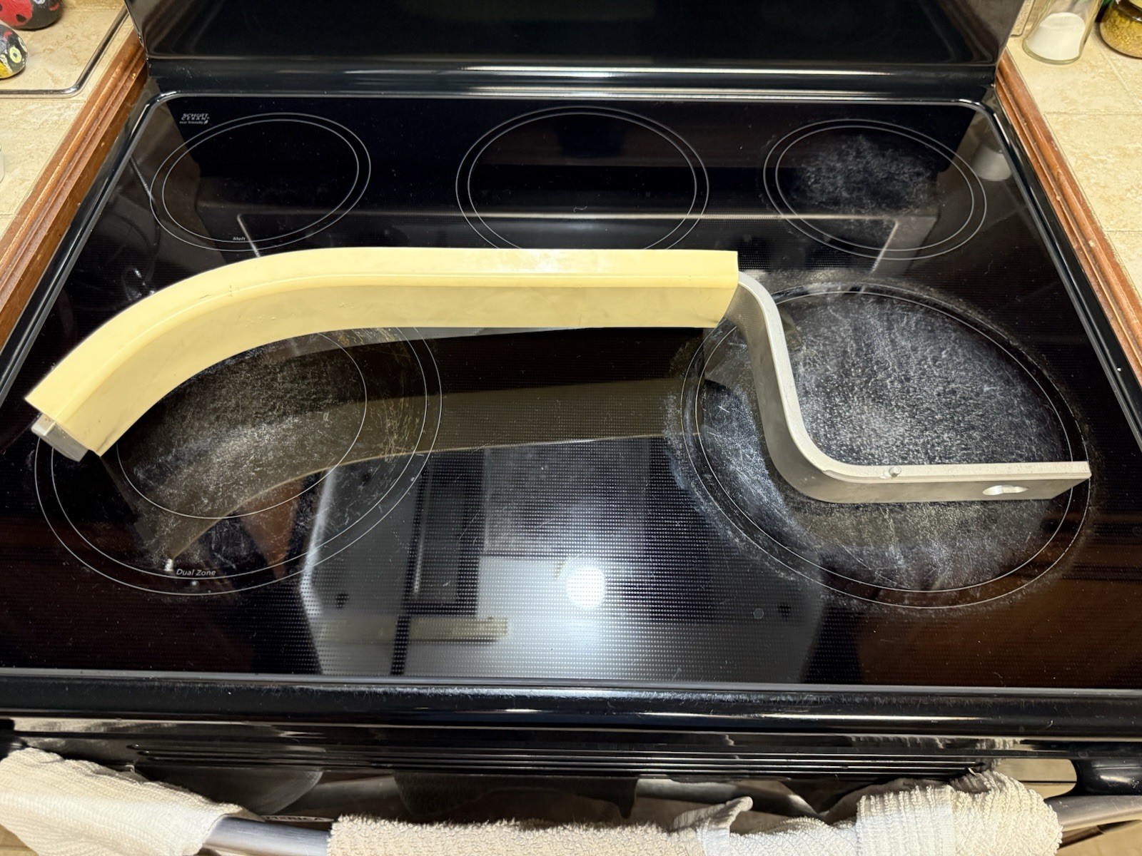 Hobart SCRAPER-HL640 Legacy 40 Qt. Bowl Scraper For HL600 Legacy Mixer Hobart SCRAPER-HL640 Legacy 40 Qt. Bowl Scraper For HL600 Legacy Mixer