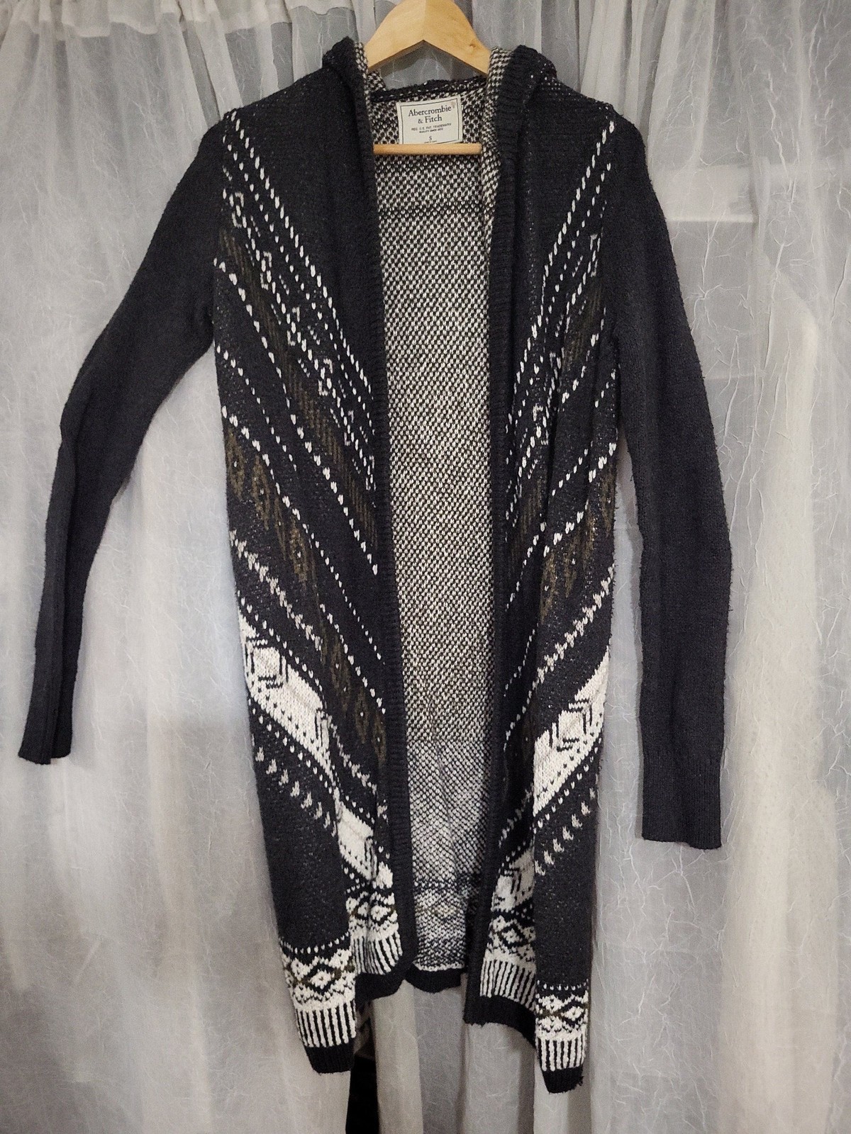 Vintage ABERCROMBIE & FITCH Fair Isle WOOL Cardigan Sweater w/ Toggle ~ Medium Vintage ABERCROMBIE & FITCH Fair Isle WOOL Cardigan Sweater w/ Toggle ~ Medium