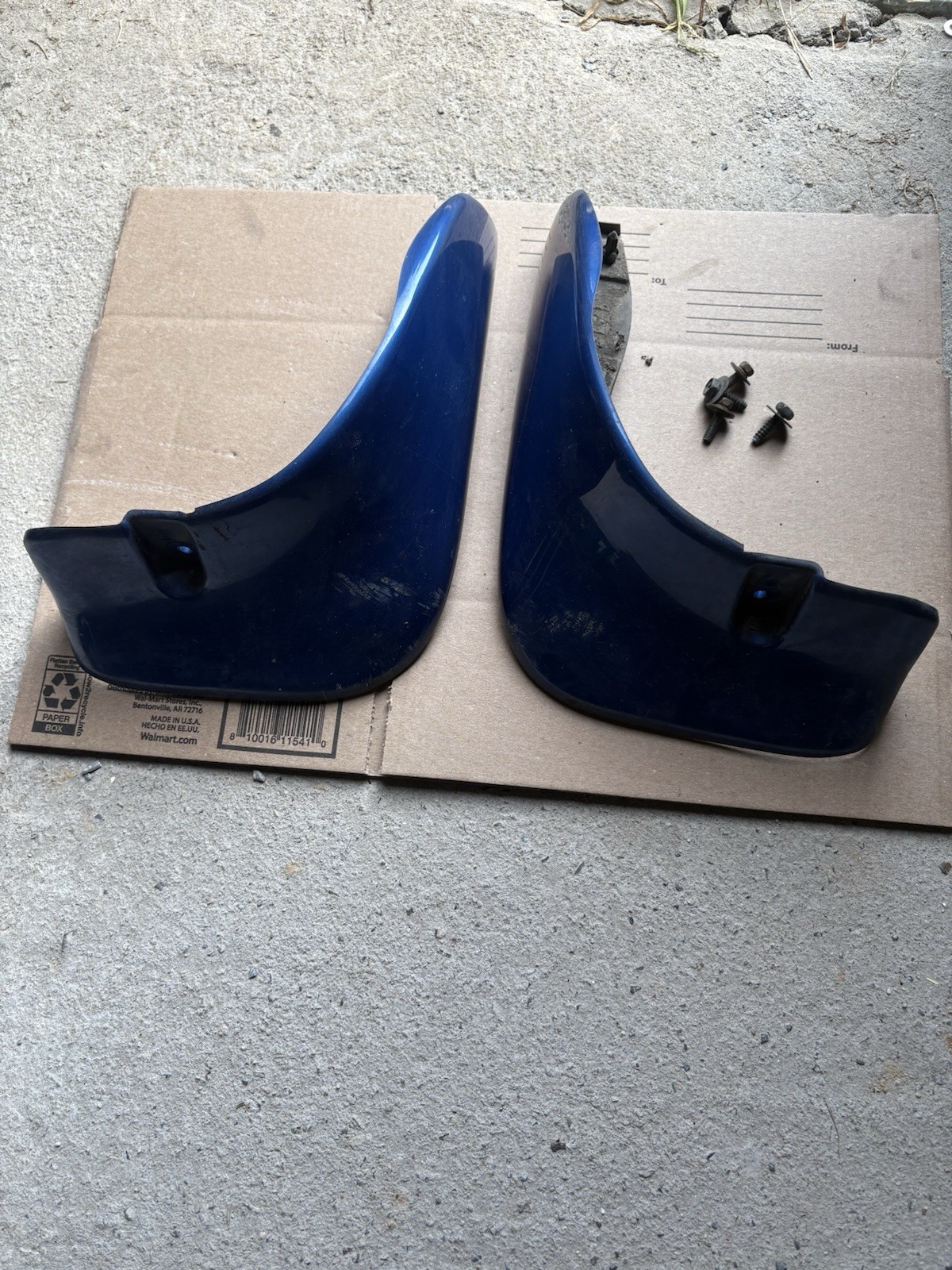 1999 10AE Mazda Miata OEM Rear Small Tupperware Splash Guards Blue 99-05 1999 10AE Mazda Miata OEM Rear Small Tupperware Splash Guards Blue 99-05