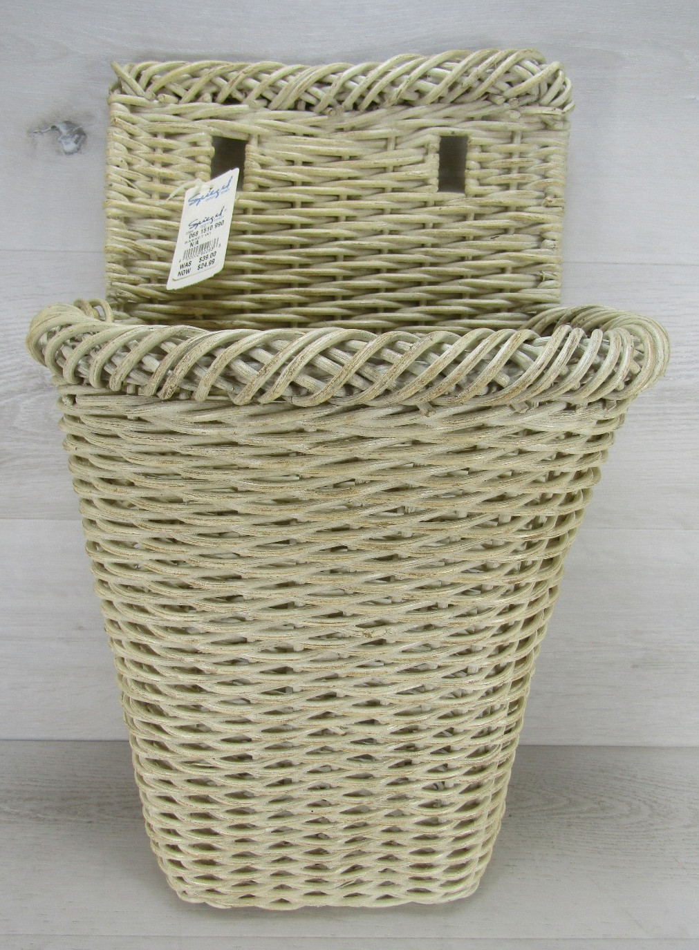 Woven Wicker Wall Hanging Basket Flat Back Storage Organizer White Washed 18 Woven Wicker Wall Hanging Basket Flat Back Storage Organizer White Washed 18