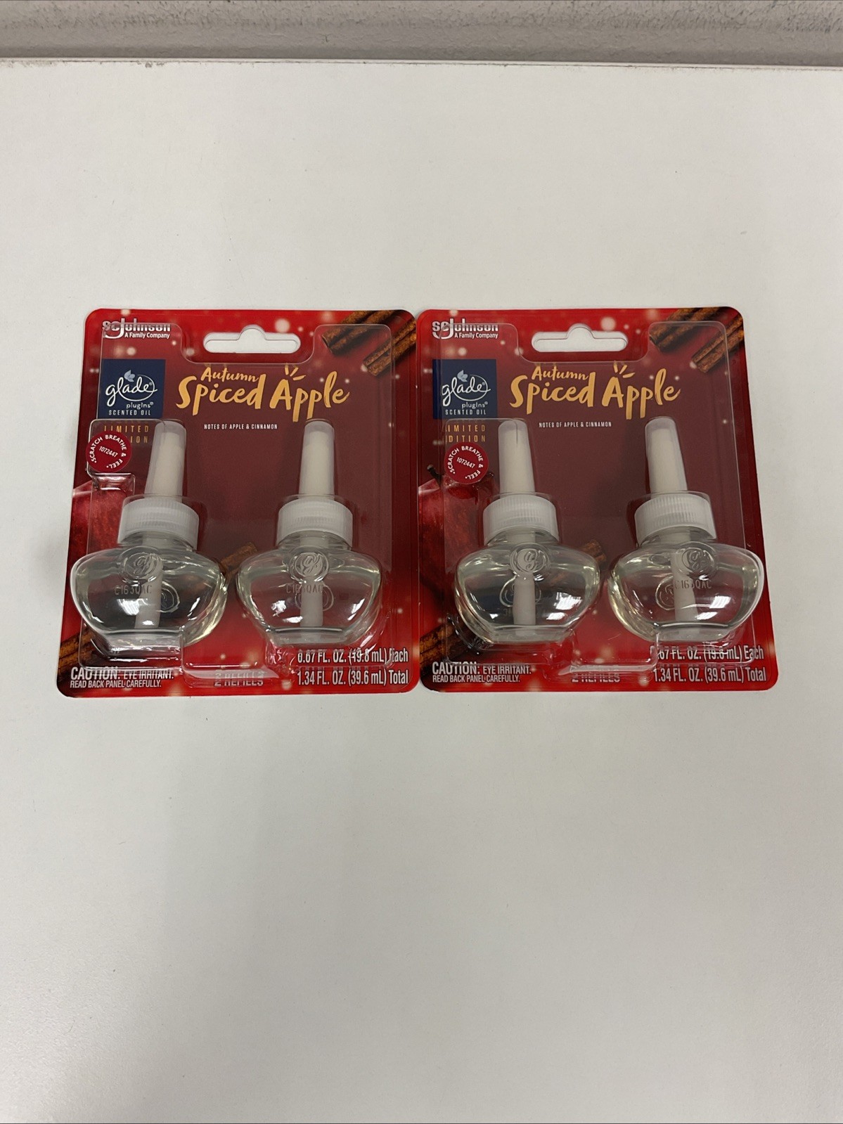 Glade PlugIns Autumn Spiced Apple Scented Oil Air Freshener Refills- Lot Of 2 Glade PlugIns Autumn Spiced Apple Scented Oil Air Freshener Refills- Lot Of 2
