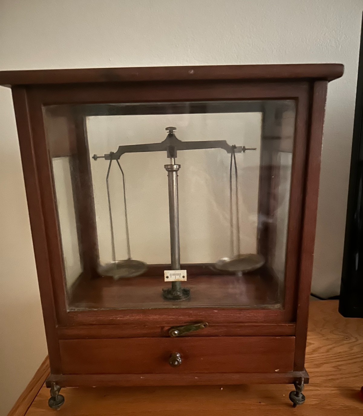 Antique Precision / Analytical Balance plus Weights Antique Precision / Analytical Balance plus Weights