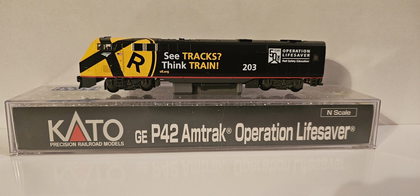 KATO N Scale Amtrak Operation Lifesaver GE Genesis P42 203 DC 176-6039 DCC Ready KATO N Scale Amtrak Operation Lifesaver GE Genesis P42 203 DC 176-6039 DCC Ready