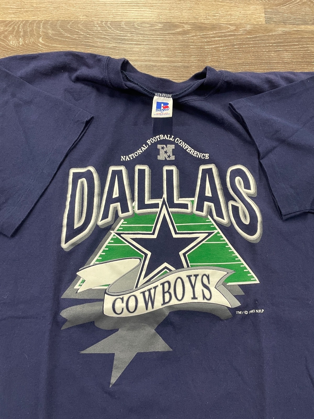 Vintage 1993 Dallas Cowboys Russel Athletics Heavyweight Tshirt XL Vintage 1993 Dallas Cowboys Russel Athletics Heavyweight Tshirt XL