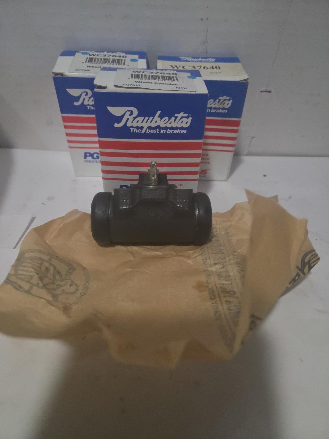 Raybestos WC37640 Rear Wheel Cylinder Ford Ranger Bronco II Mazda B-Series NOS