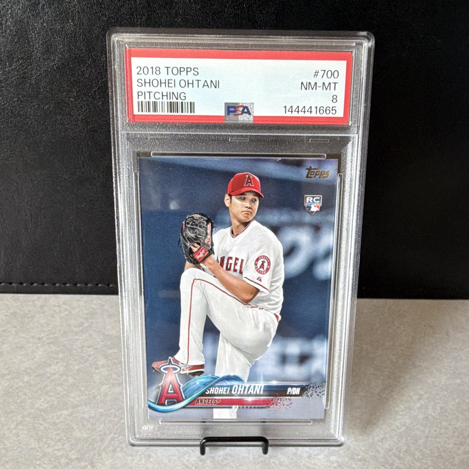 Topps Shohei Ohtani Rookie Card Angels 2018 Topps #700 White Jersey RC PSA 8