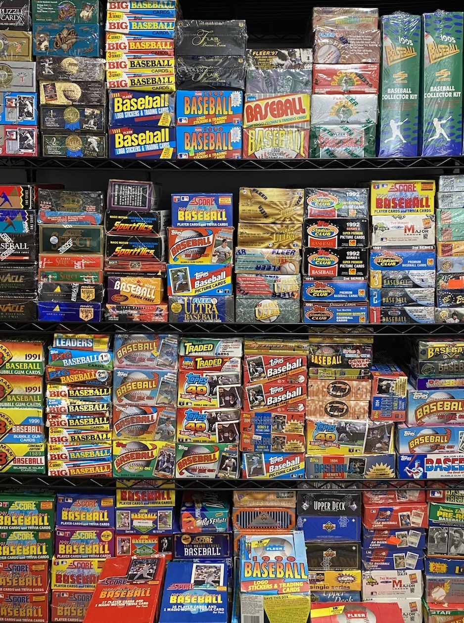 Huge Wholesale Lot of 300 Unopened Old Vintage Baseball Cards in Packs Huge Wholesale Lot of 300 Unopened Old Vintage Baseball Cards in Packs