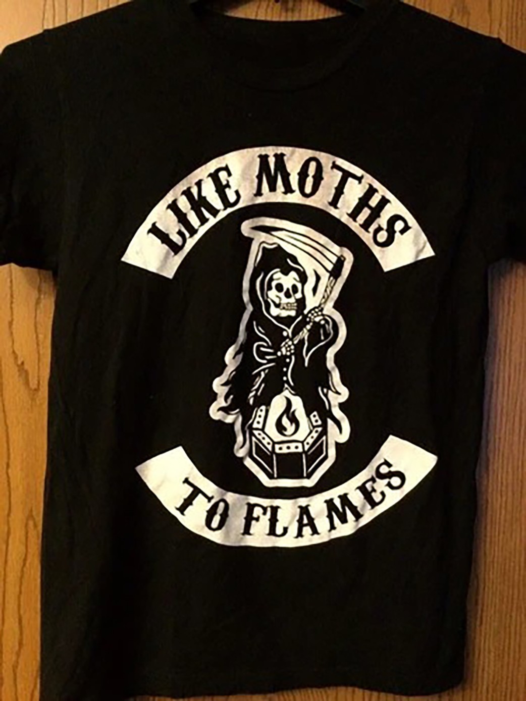 Hot Trend Like Moths To Flames Band Black Shirt Gift For Fan KO087 Hot Trend Like Moths To Flames Band Black Shirt Gift For Fan KO087