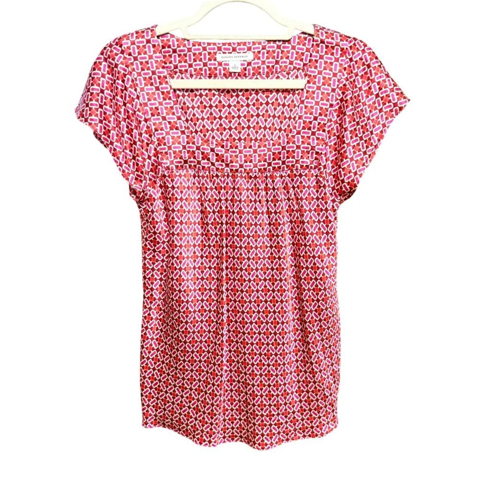 Banana Republic Pink Red Geometric 100% Silk Square Neck Blouse Sz S Vintage