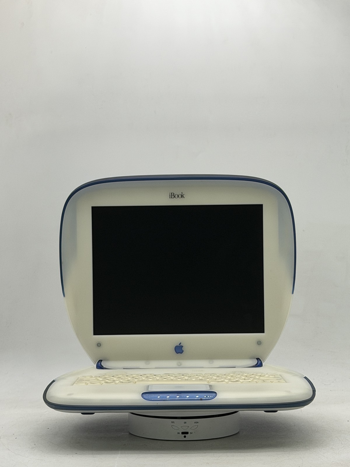 Apple iBook M6411 G3 Clamshell Laptop Vintage Untested AS-IS Apple iBook M6411 G3 Clamshell Laptop Vintage Untested AS-IS