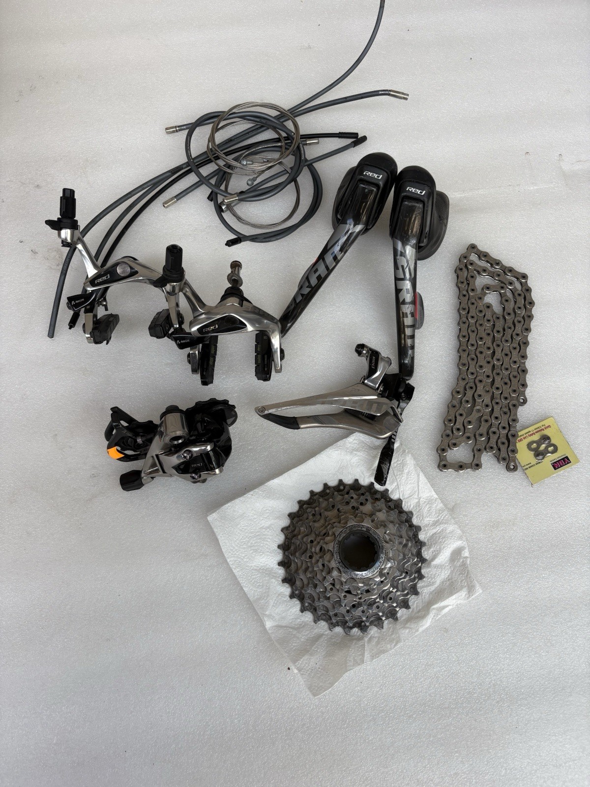 SRAM RED 22 CARBON Mechanical GROUP SET.  2x11 Speed. New waxed chain.