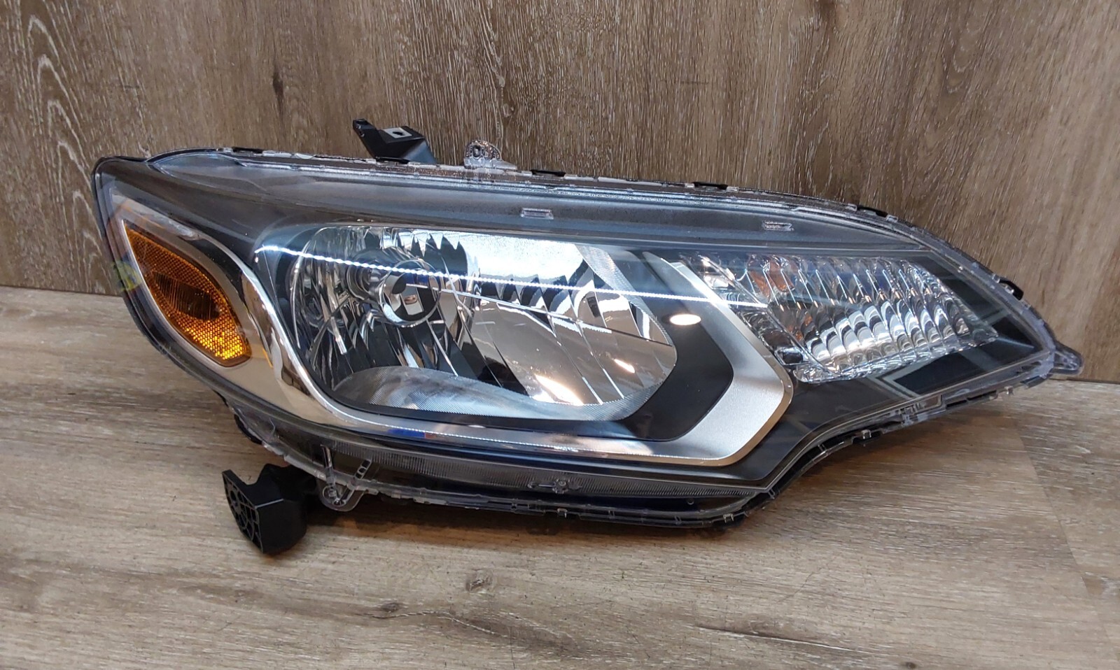 2015-2017 Honda Fit RH  Headlight ASSY OEM 33100-T5A-A010-M1