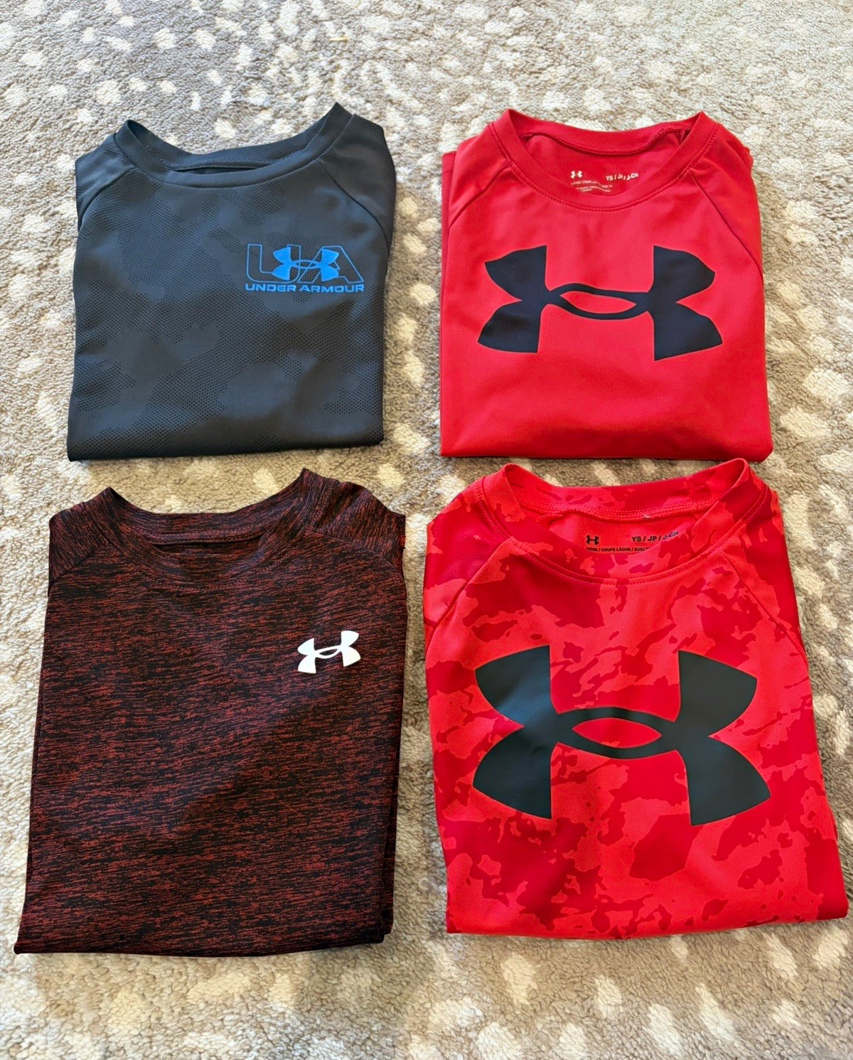 Under Armour Boys Youth Small Lot of 4 Training T-Shirts Short Sleeve Crew