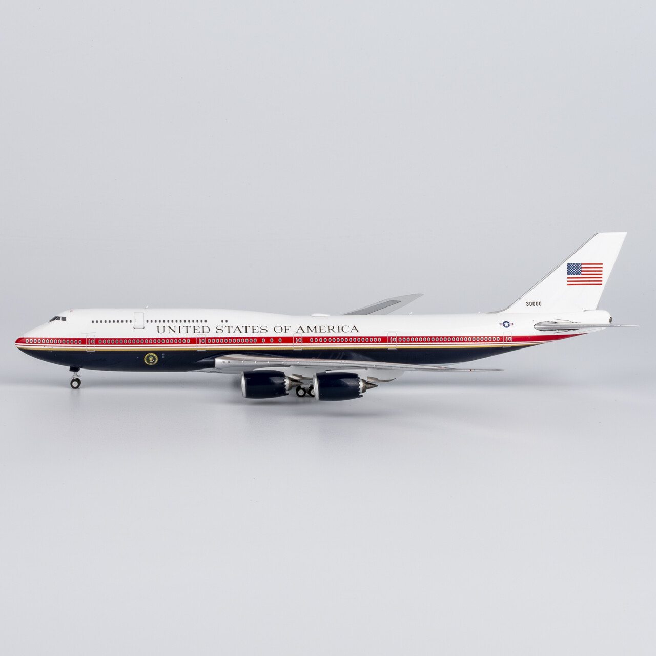 1:400 NGmodels USAF Boeing 747-8 VC-25B Passenger Airplane Diecast Plane Model