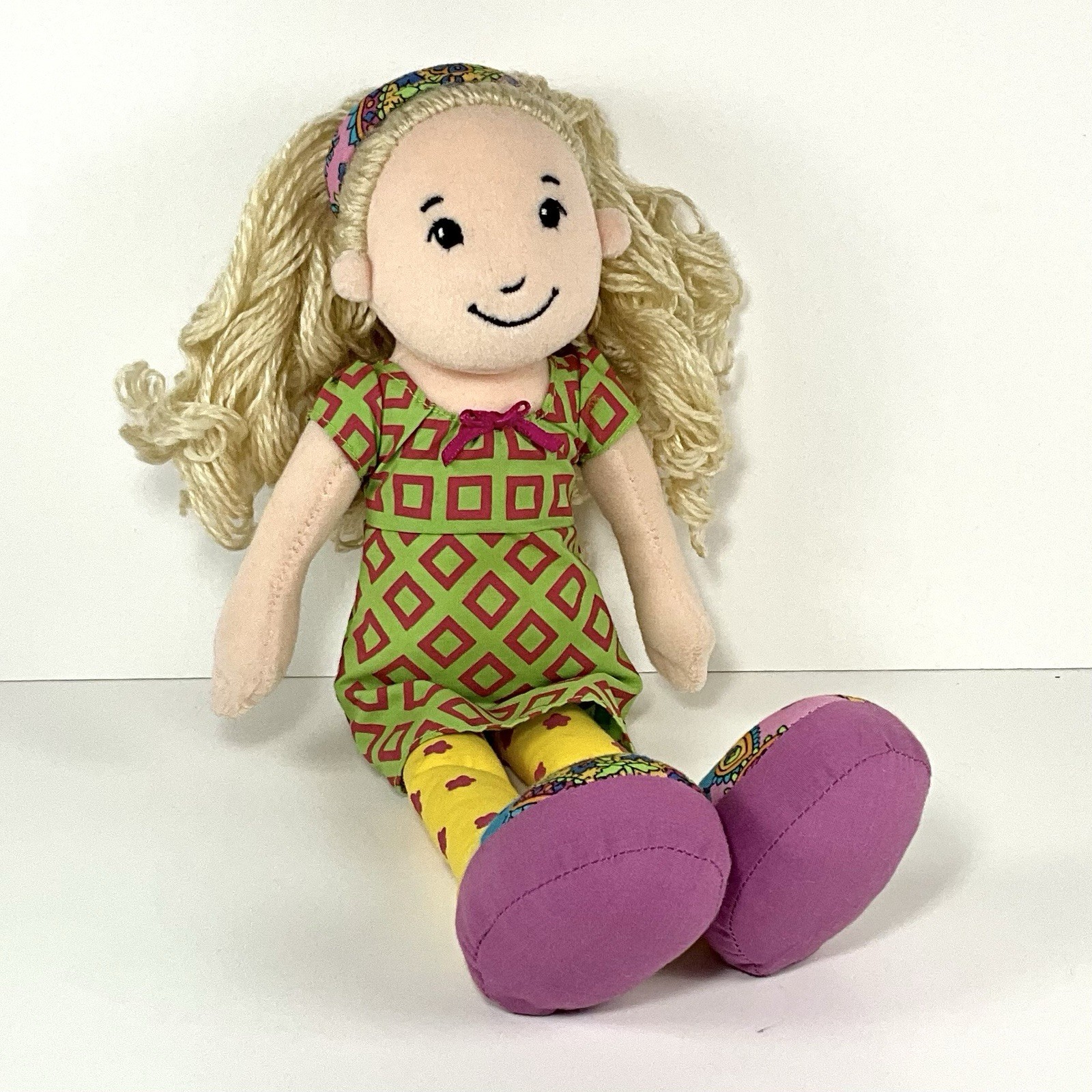 Vintage 2001 Groovy Girls Doll Sesilia In Original Outfit- Manhattan Toy Vintage 2001 Groovy Girls Doll Sesilia In Original Outfit- Manhattan Toy
