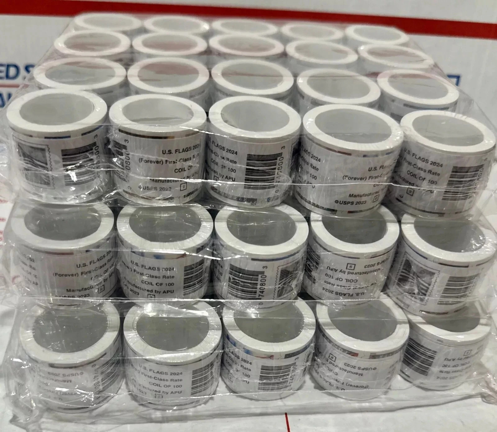 5 rolls of 100 USPS postage stamps, totaling 500 pieces 5 rolls of 100 USPS postage stamps, totaling 500 pieces