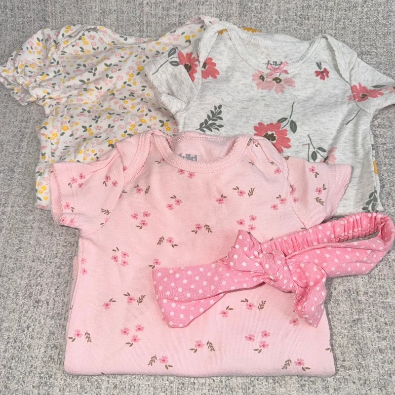 4 Pc Baby Girl Floral Bodysuits & Bow Headband 3-6 Months Carter’s Just One You