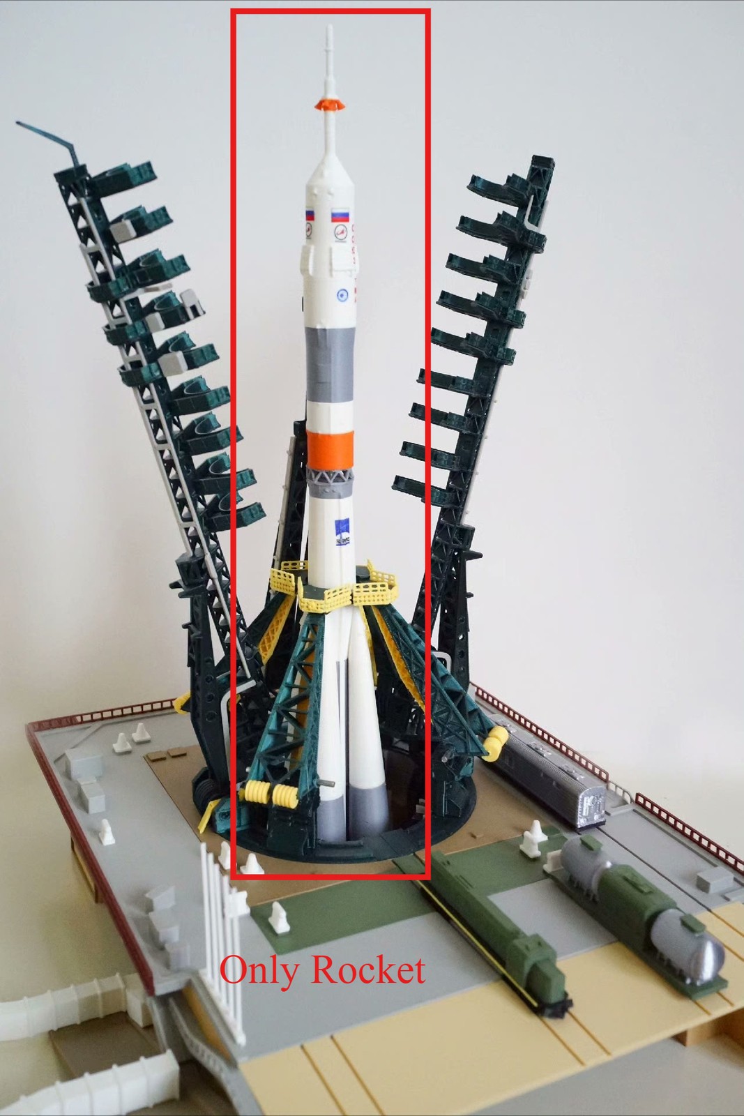 1/200 CCCP Soyuz A2 Baikonur Kazakhstan Launch Spacecraft 3D Printed Model Gift