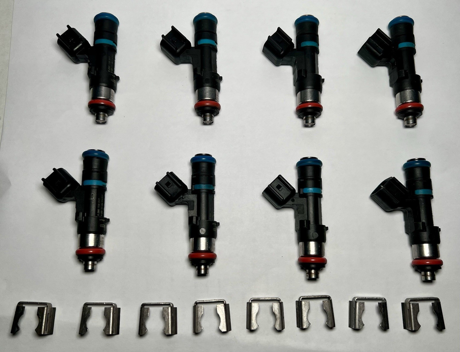 05-07 LS2 Corvette Fuel Injectors Set of 8 Bosch 33.9 Lbs 12569113 05-07 LS2 Corvette Fuel Injectors Set of 8 Bosch 33.9 Lbs 12569113