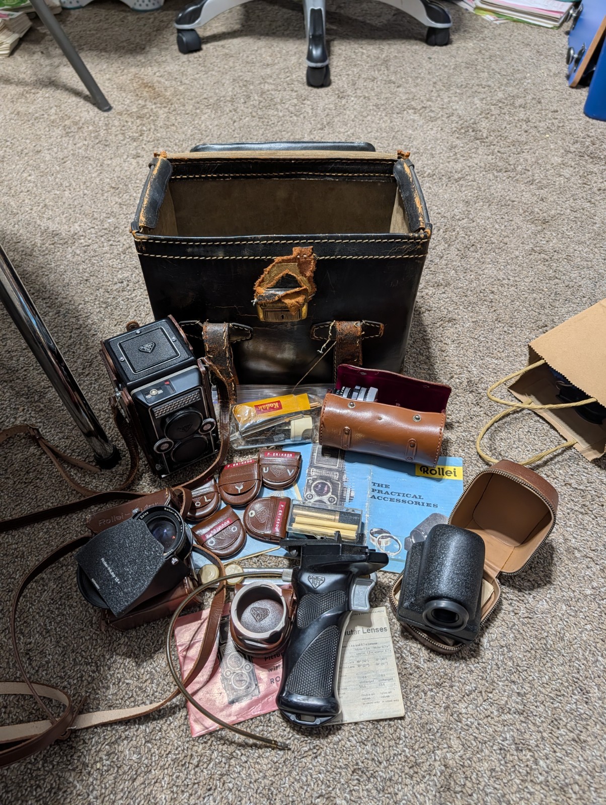 Rollei Magic Camera & Rollei Mutar 1.5x With Lenses, Prism Finder, Grip, Hood Rollei Magic Camera & Rollei Mutar 1.5x With Lenses, Prism Finder, Grip, Hood