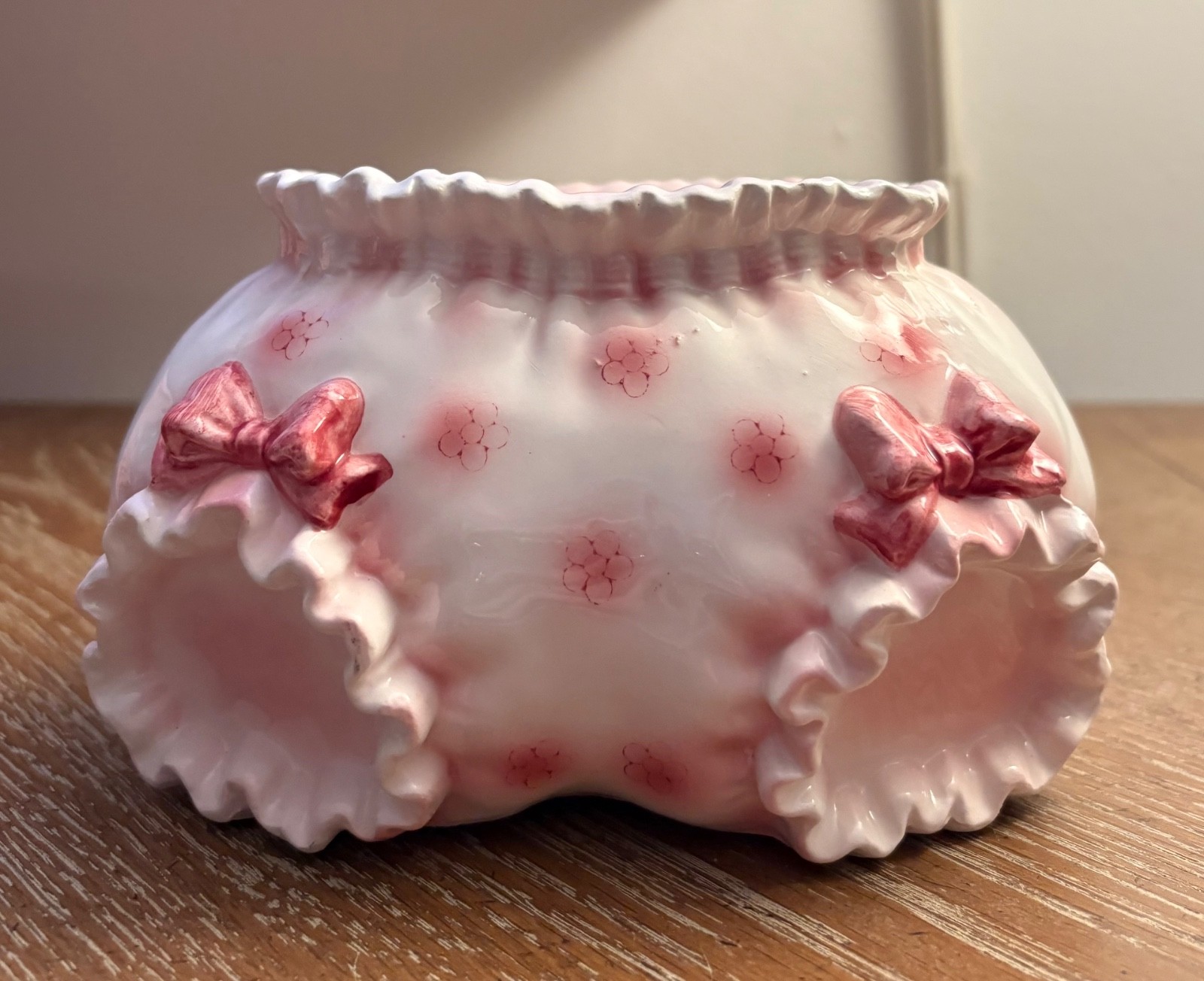 Lefton pink baby panties nursery planter, vintage, no chips, totally clean, dark Lefton pink baby panties nursery planter, vintage, no chips, totally clean, dark