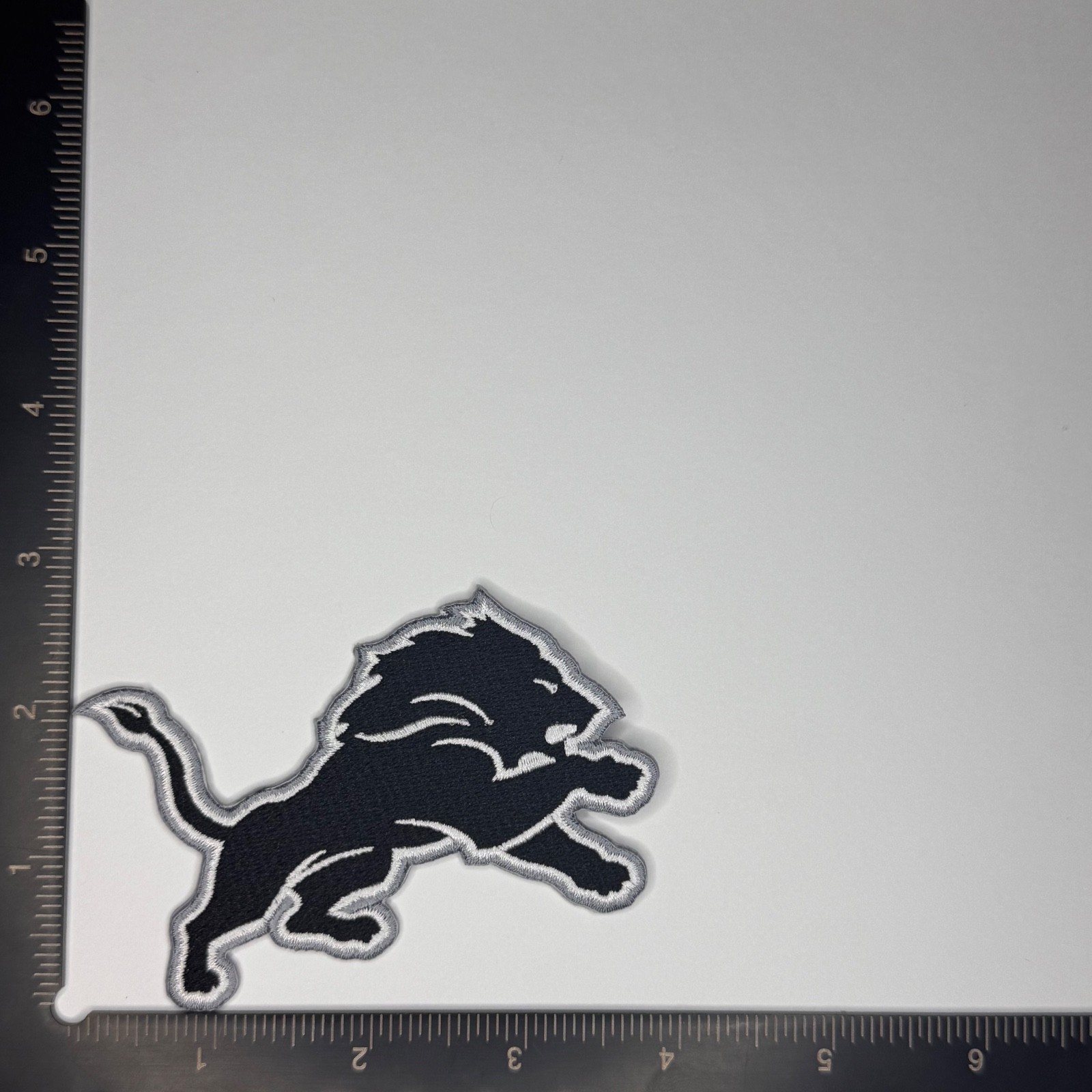 Detroit Lions iron on patch Black and White