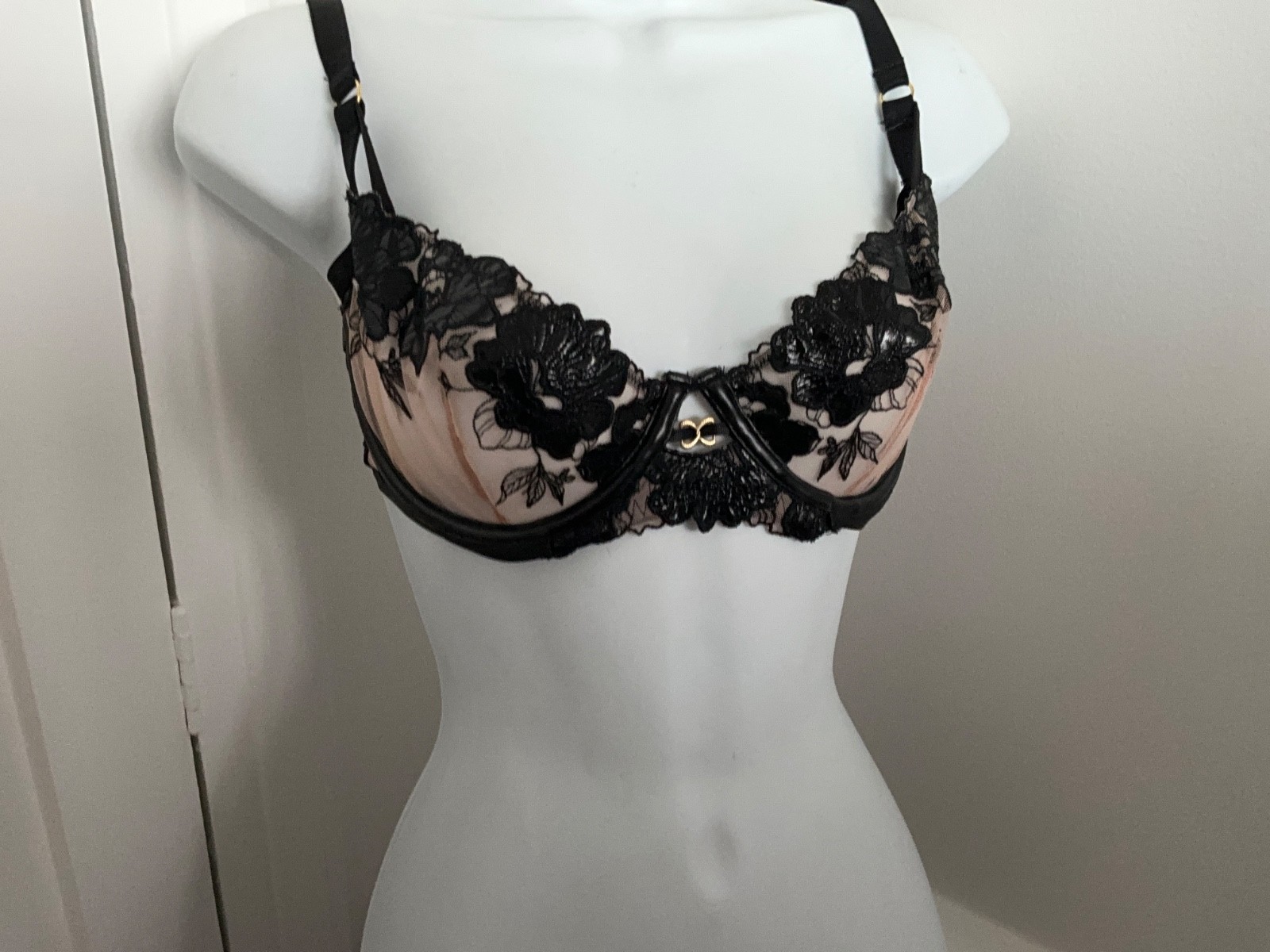 Ann Summers 30E black and beige lacy new underwired bra
