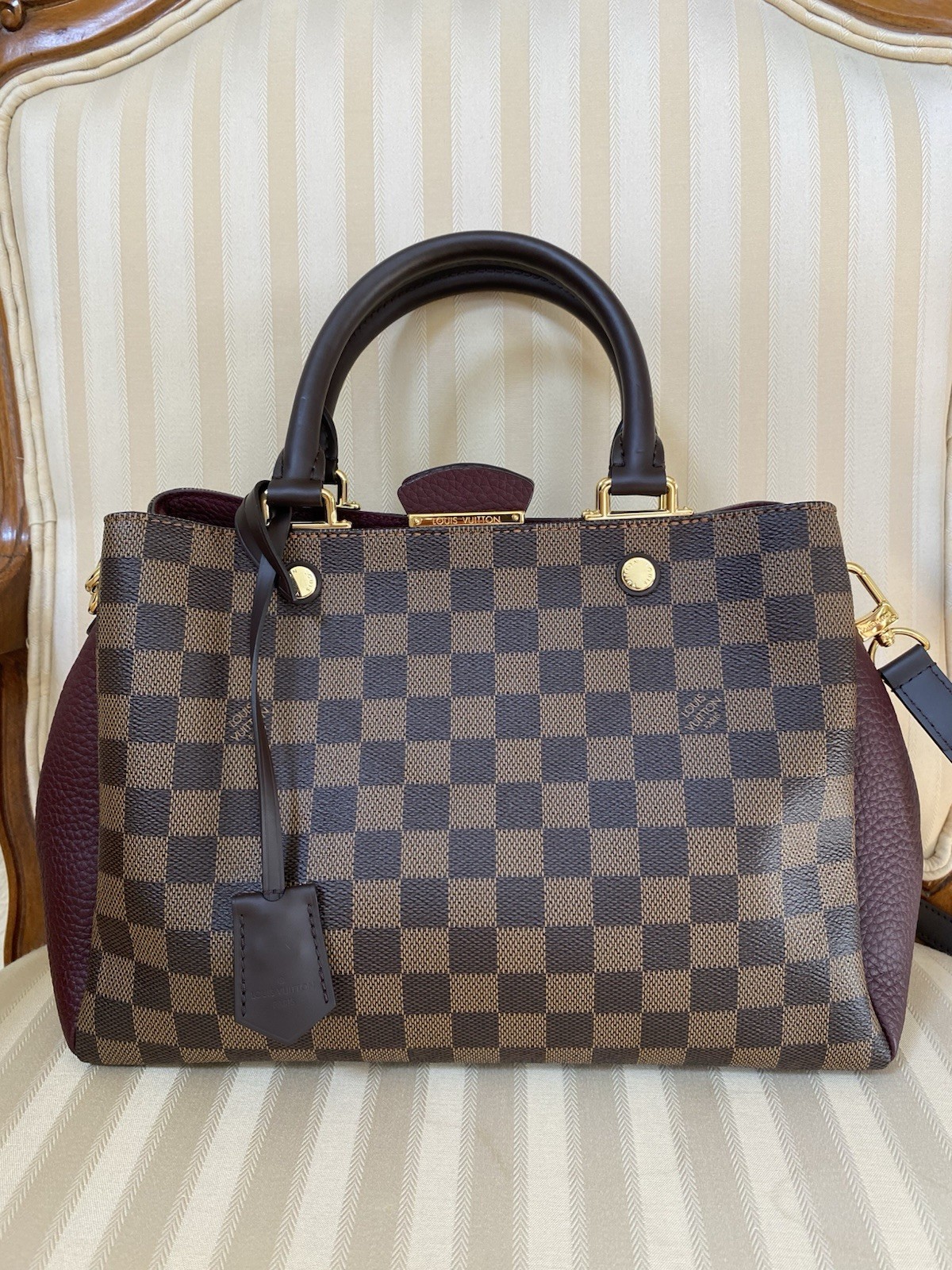 Louis Vuitton Brittany Damier Ebene Canvas/Leather Authentic Handbag Louis Vuitton Brittany Damier Ebene Canvas/Leather Authentic Handbag