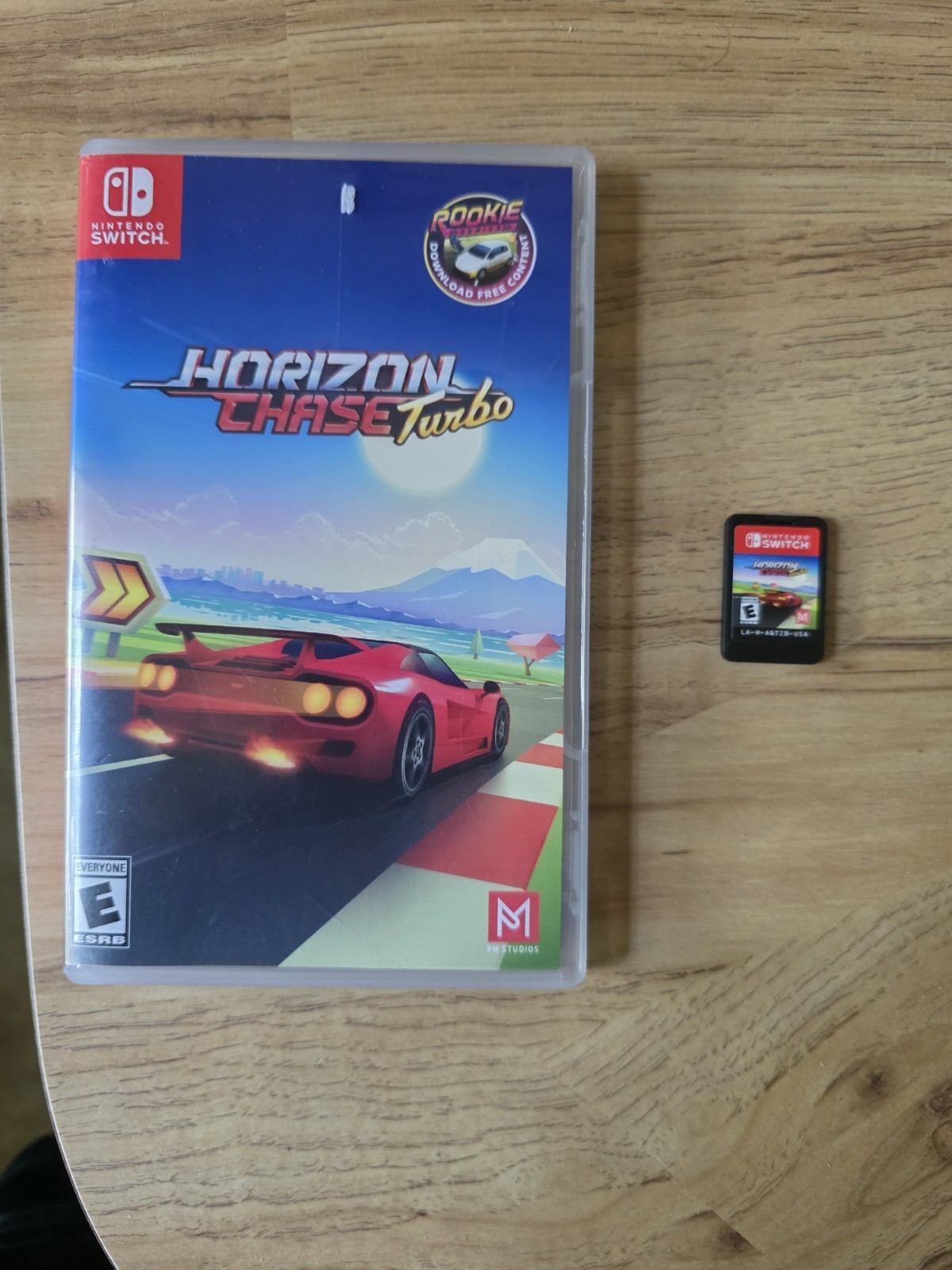 Horizon Chase Turbo - Nintendo Switch. Complete. Delisted. Rare. Racing. Horizon Chase Turbo - Nintendo Switch. Complete. Delisted. Rare. Racing.