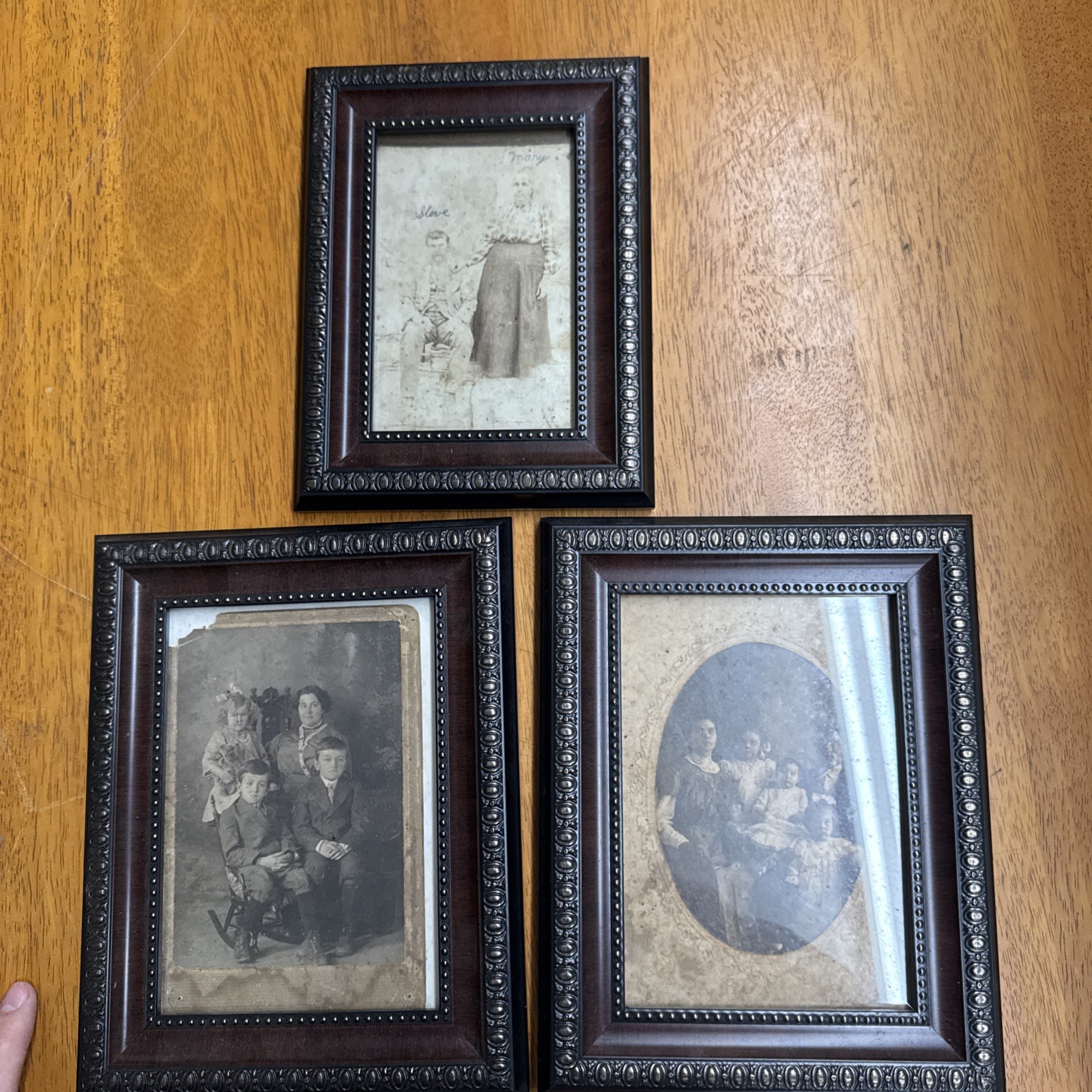 Antique Vintage Framed Photographs of families. Late 1800’s early 1900’s Antique Vintage Framed Photographs of families. Late 1800’s early 1900’s