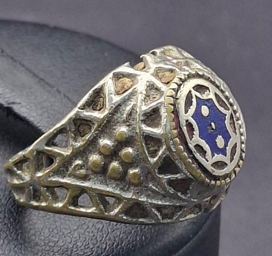 Vintage Unique Solid Sliver Ring From Central Asian Jewelry