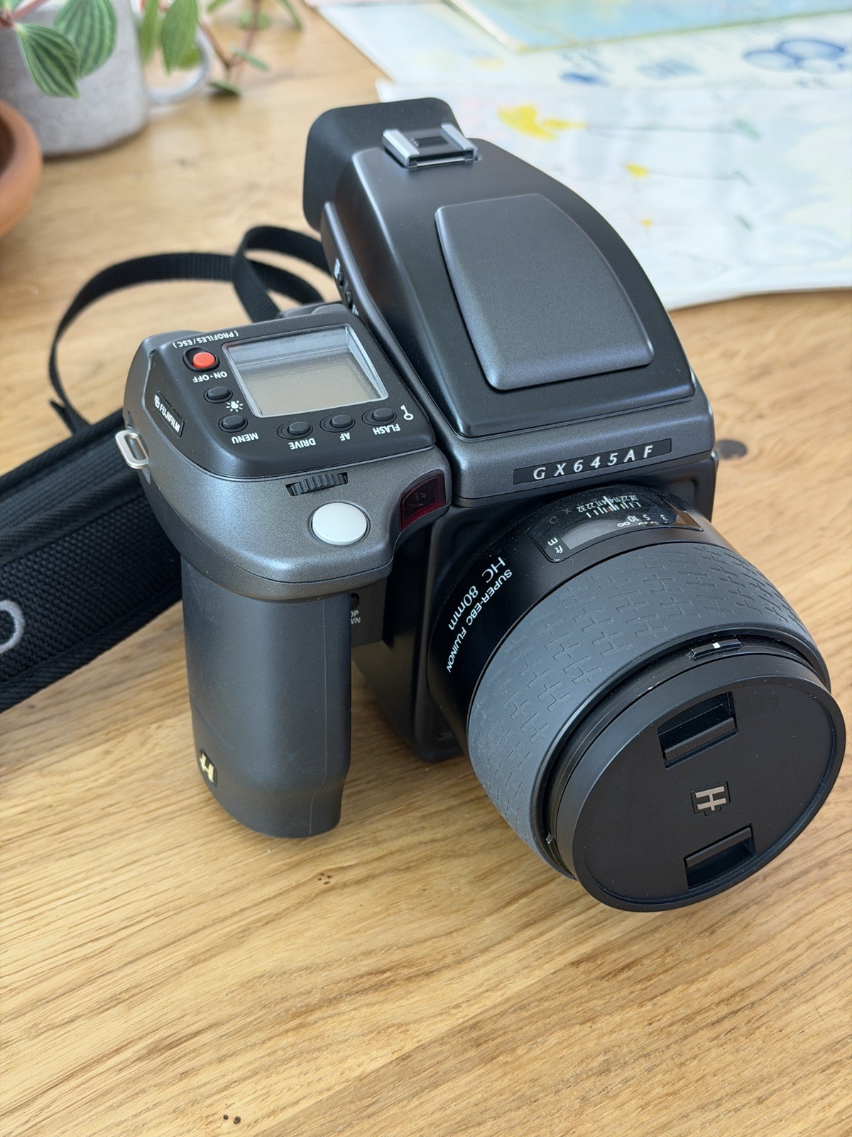 Matched set -Fuji Fujifilm GX645AF & 80mm f2.8 Lens Hasselblad H1 - US seller Matched set -Fuji Fujifilm GX645AF & 80mm f2.8 Lens Hasselblad H1 - US seller