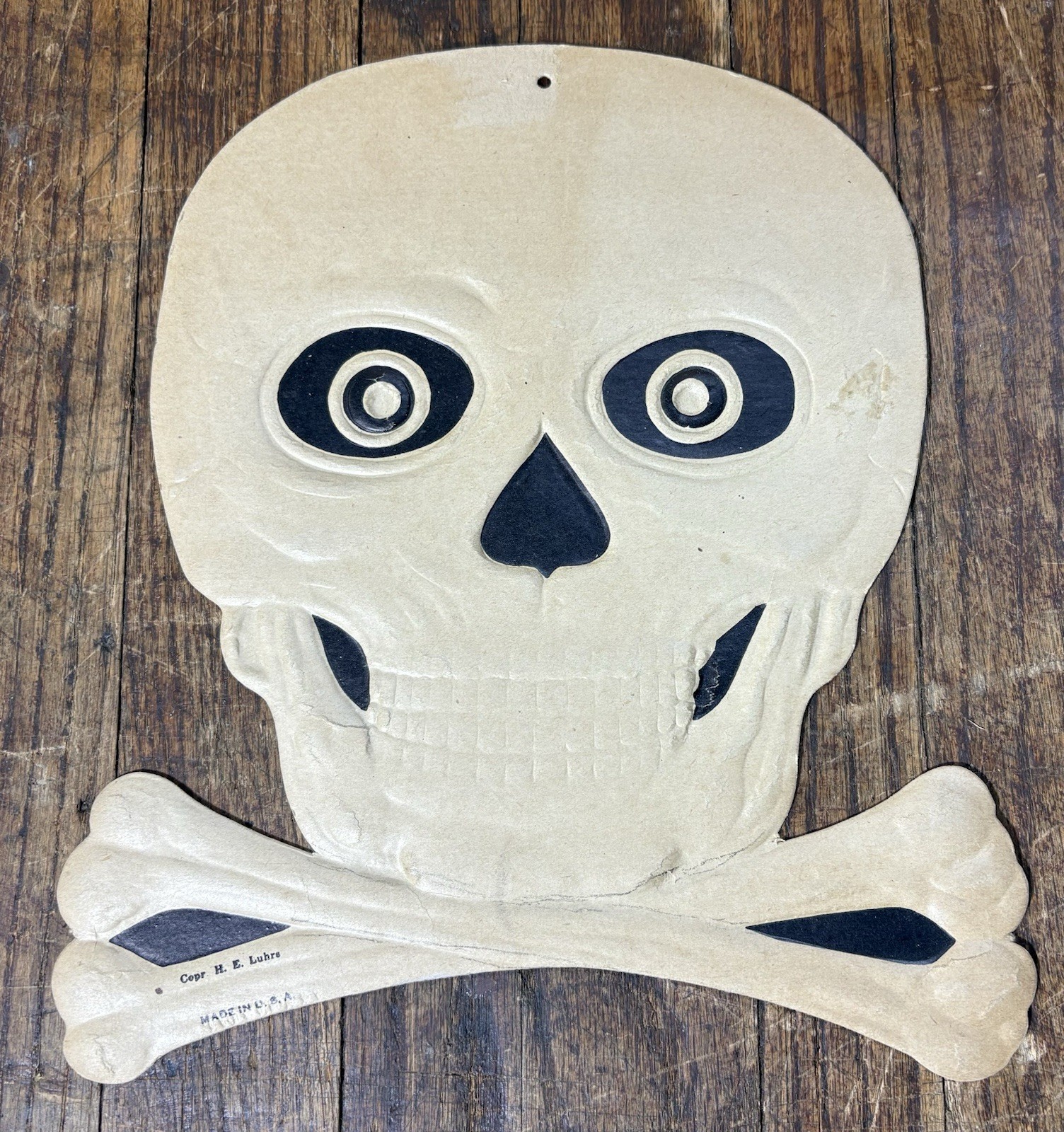 Vintage 1940s H. E. Luhrs / Beistle Embossed Halloween Skull and Crossbones Vintage 1940s H. E. Luhrs / Beistle Embossed Halloween Skull and Crossbones