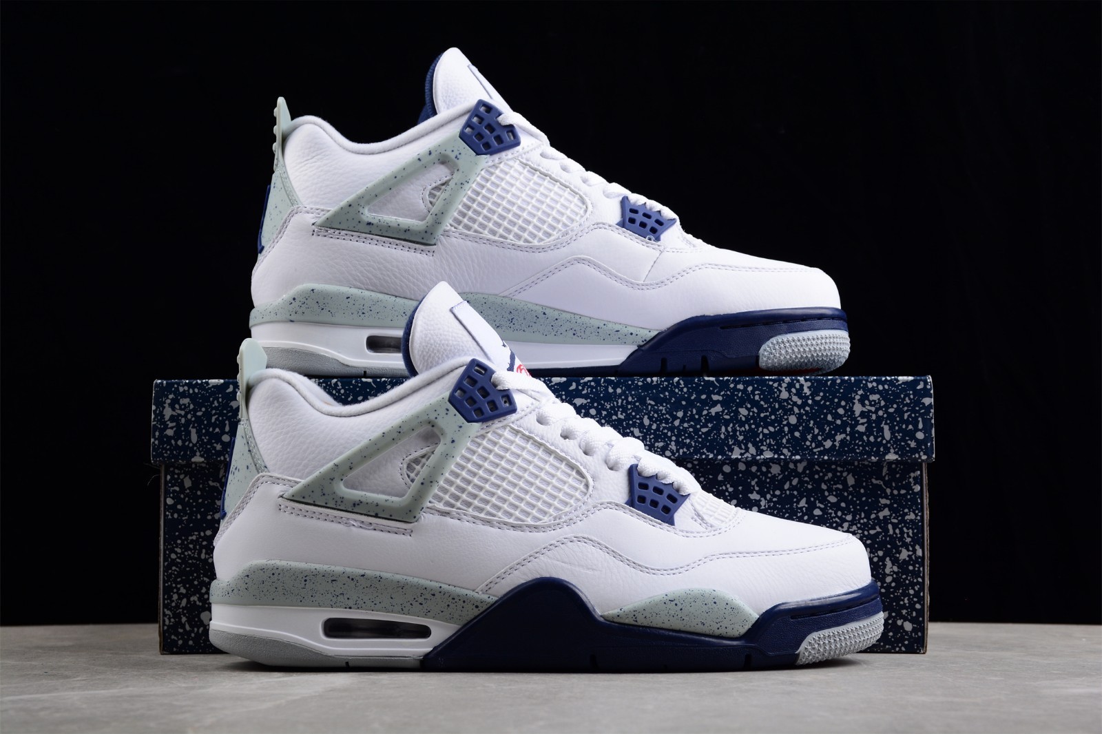 Jordan 4 \