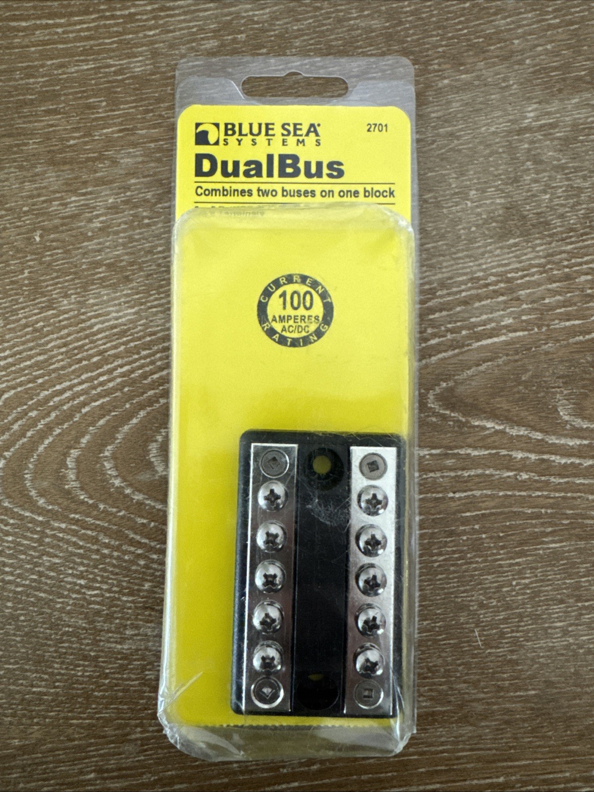 Blue Sea Systems - 2701 - DualBus - 2x5 Terminal Blue Sea Systems - 2701 - DualBus - 2x5 Terminal