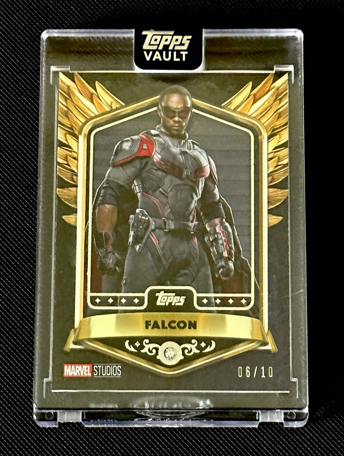 Topps Marvel Vault Falcon Sam Wilson True Greatness Diamond Black Parallel 6/10 Topps Marvel Vault Falcon Sam Wilson True Greatness Diamond Black Parallel 6/10