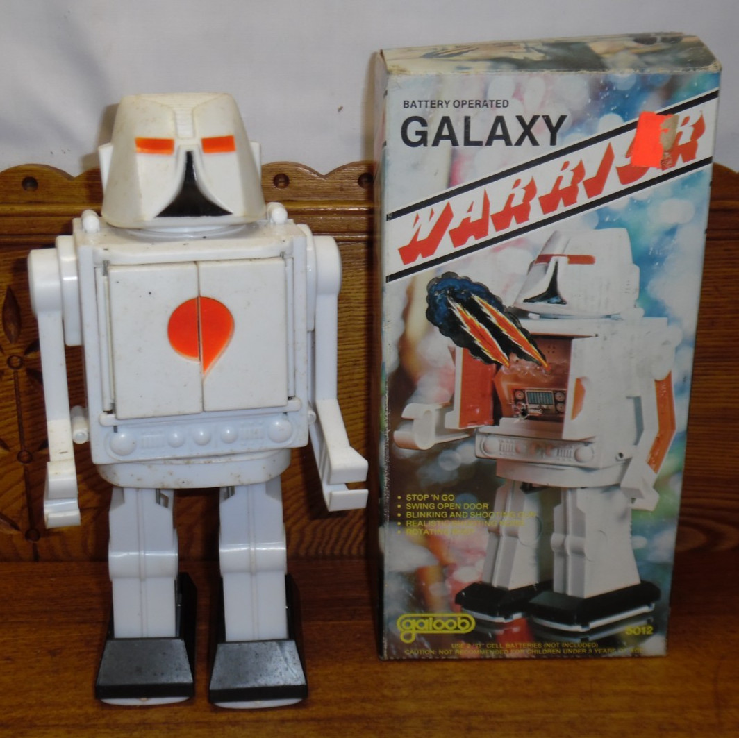 Vintage Galoob Battery Operated Galaxy Warrior Robot 5012 w/ Box - As Is