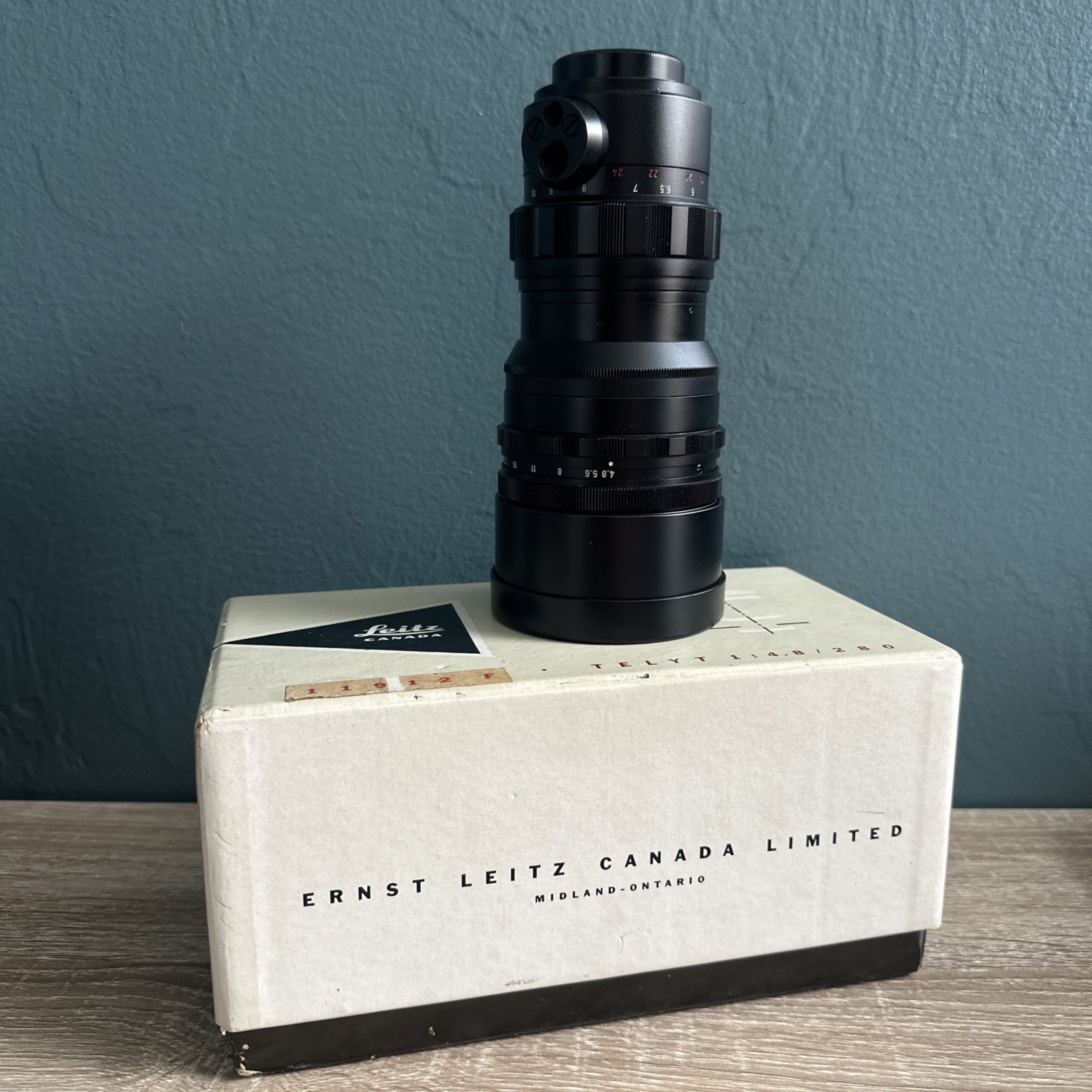 Leitz Telyt, 11912, f4.8/280MM with original Box