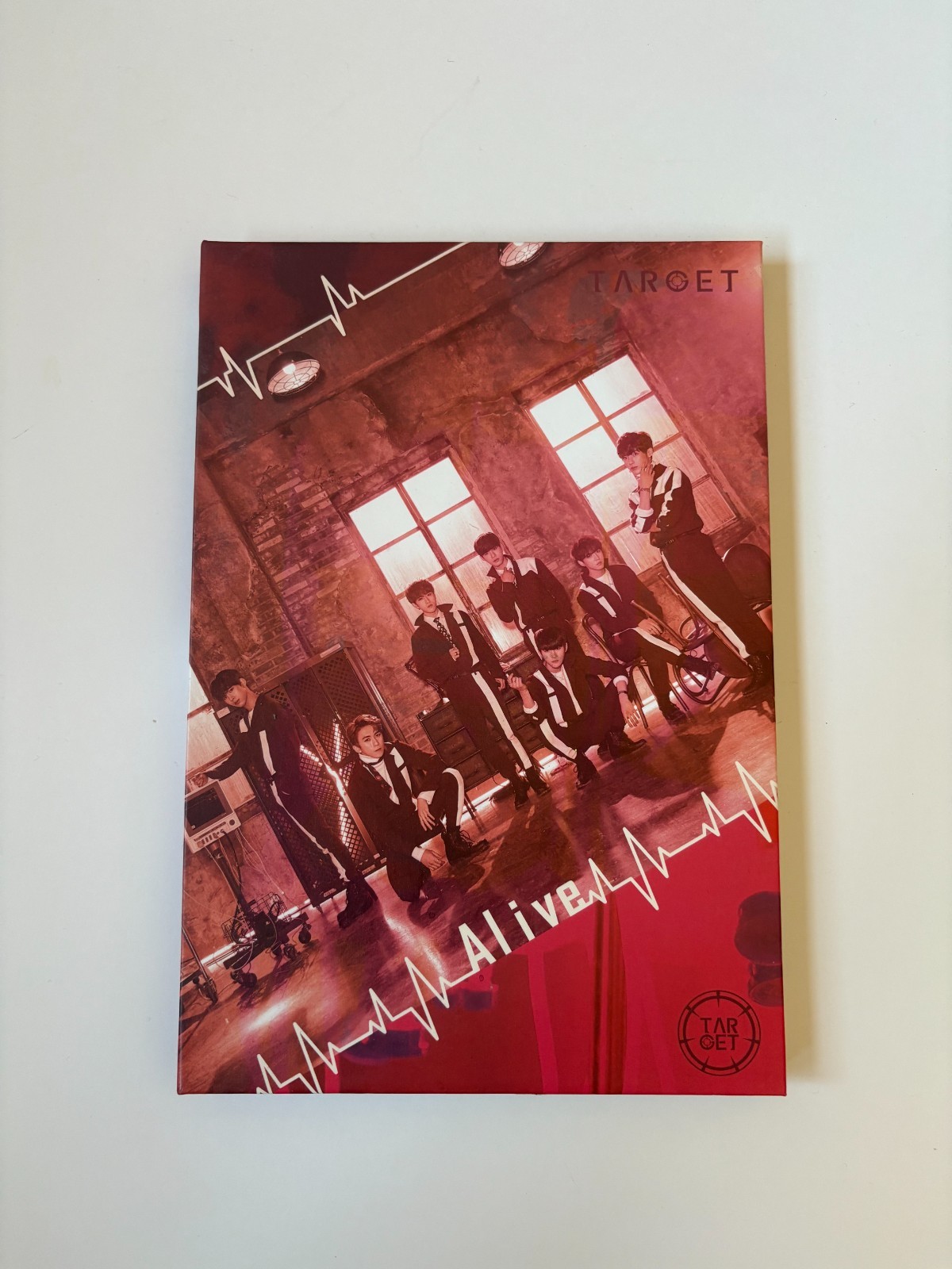 Target - Alive - Kpop Album - CD, Photobook, Photo Card - RARE Target - Alive - Kpop Album - CD, Photobook, Photo Card - RARE