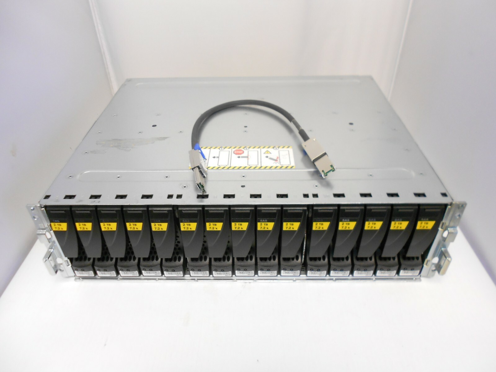 EMC Expansion Array Jbod Disk Array Shelf W/ 15x SAS SATA Trays Dell HP 6G 3.5'' EMC Expansion Array Jbod Disk Array Shelf W/ 15x SAS SATA Trays Dell HP 6G 3.5''